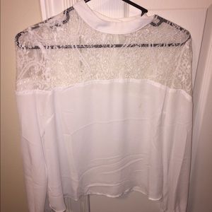 White shirt with lace
